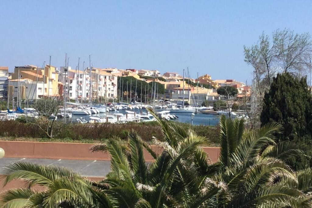 Studio Avec Climatisation Wifi Parking Piscine Agde Luaran gambar